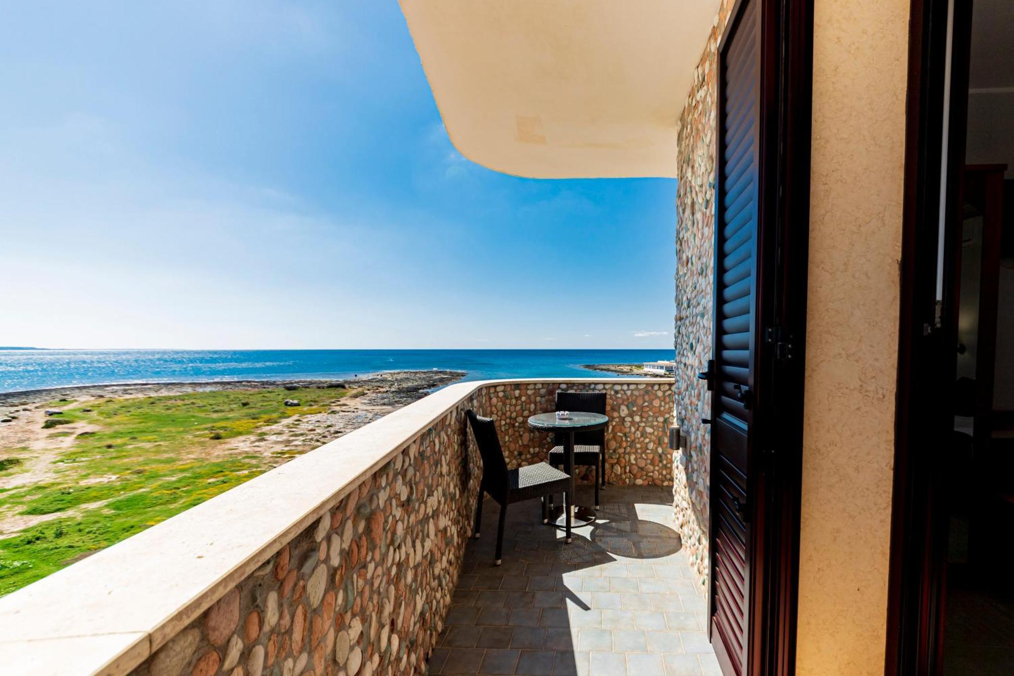 Alba Hotel Torre Lapillo