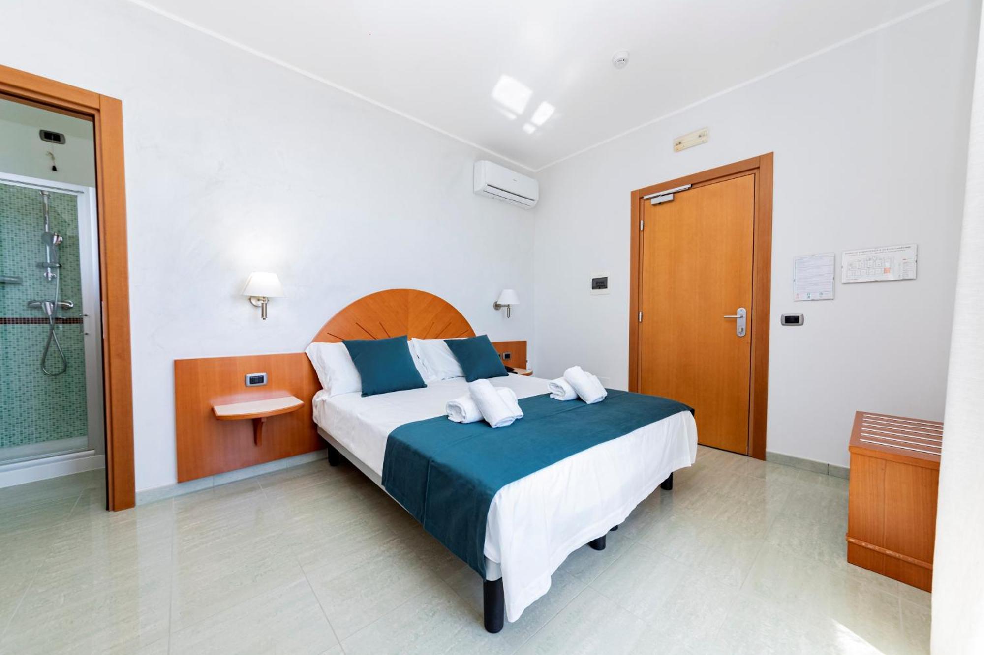 Hotel Alba Torre Lapillo