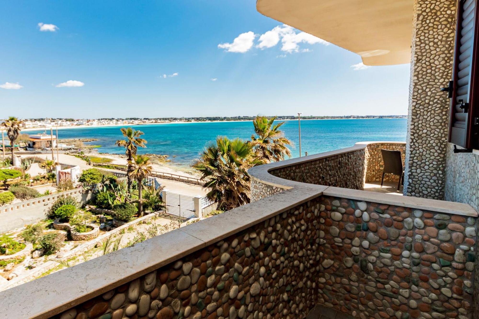 Alba Hotel Torre Lapillo